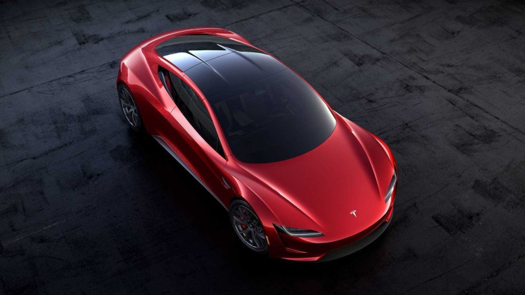 Elon Musk Tesla Roadster için 'Araba değil' dedi! Roketli modelin kanatları olacak mı yanıtladı...