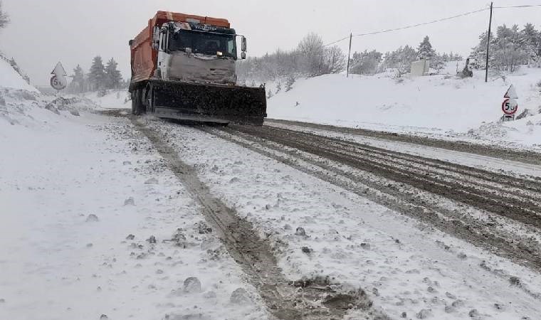 Bingöl, Elazığ, Siirt ve Şırnak'ta 298 yerleşim yerinin yolu kapandı!