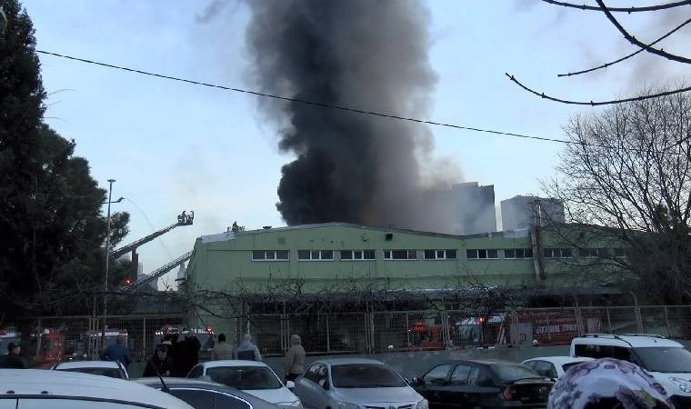 Son dakika... İstanbul'da büyük yangın: Faciadan dönüldü!