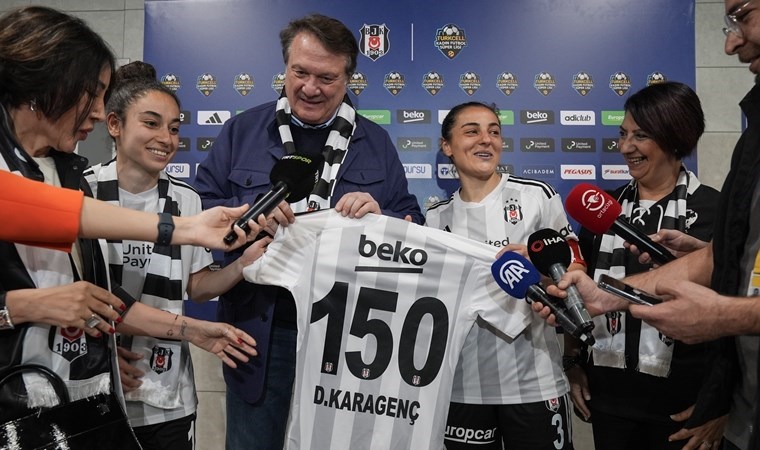 Didem Karagenç: 'Umarım futbolu burada bırakırım'