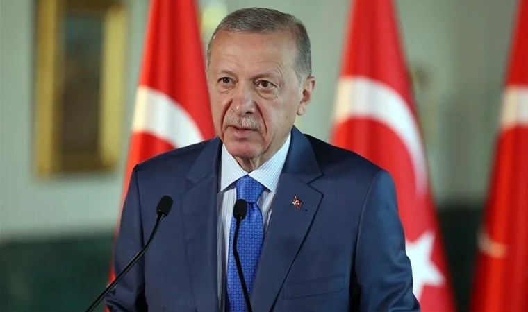 Erdoğan'dan 'saat 17.00' paylaşımı