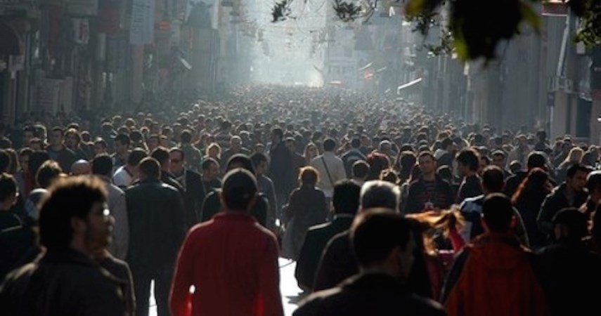 TÜİK 'yaşam memnuniyeti' sonuçlarını açıkladı: Erkekler daha umutlu, kadınlar daha mutlu!