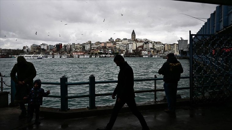 TÜİK 'yaşam memnuniyeti' sonuçlarını açıkladı: Erkekler daha umutlu, kadınlar daha mutlu!