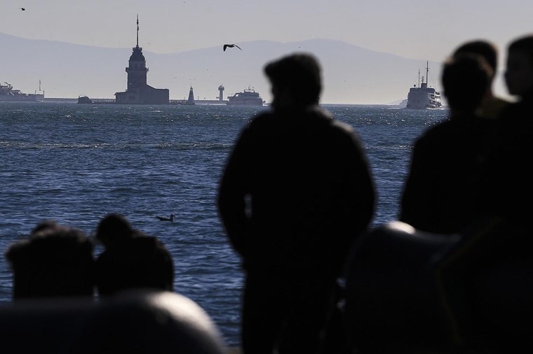 TÜİK 'yaşam memnuniyeti' sonuçlarını açıkladı: Erkekler daha umutlu, kadınlar daha mutlu!