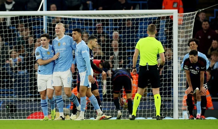 Manchester City bir ilki başararak Şampiyonlar Ligi'nde çeyrek finalde!