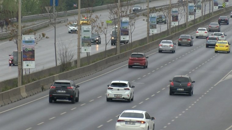 İstanbul'da bayramın ilk gününde yollar boş kaldı (10 Nisan 2024)