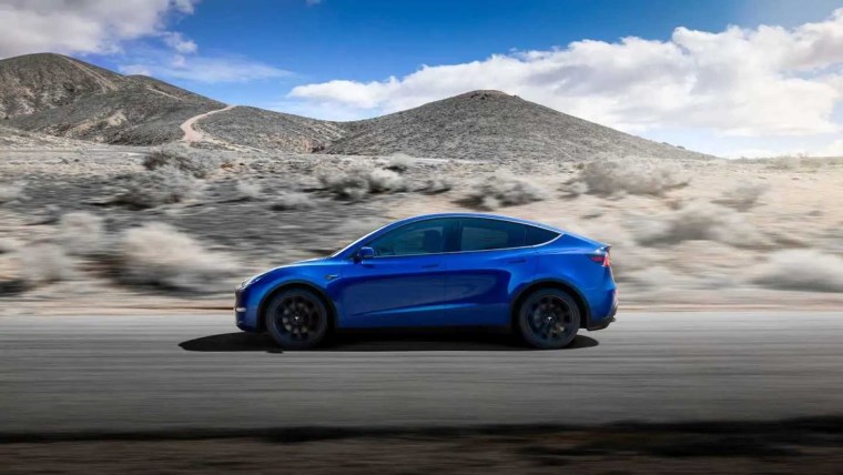 Tesla Model Y fiyatı ne kadar? Tesla Model Y menzili kaç kilometre, teknik özellikleri neler? İndirim açıklandı...