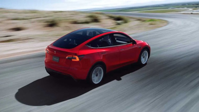 Tesla Model Y fiyatı ne kadar? Tesla Model Y menzili kaç kilometre, teknik özellikleri neler? İndirim açıklandı...