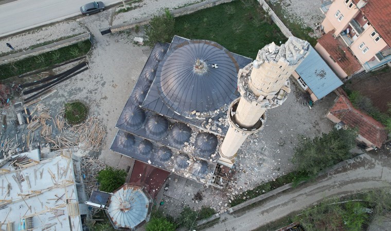 Tokat’ta korkutucu depremin izleri gün ağarınca ortaya çıktı