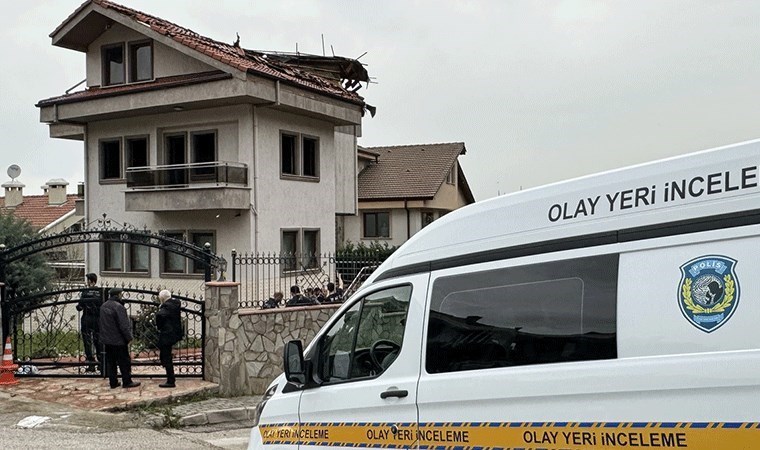 Villadaki yangından cinayet çıktı: Öldürdüğü arkadaşının cesedini yakarken kendi de yanmış