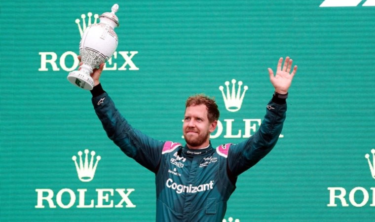 Sebastian Vettel'den Formula 1'e geri dönüş sinyali