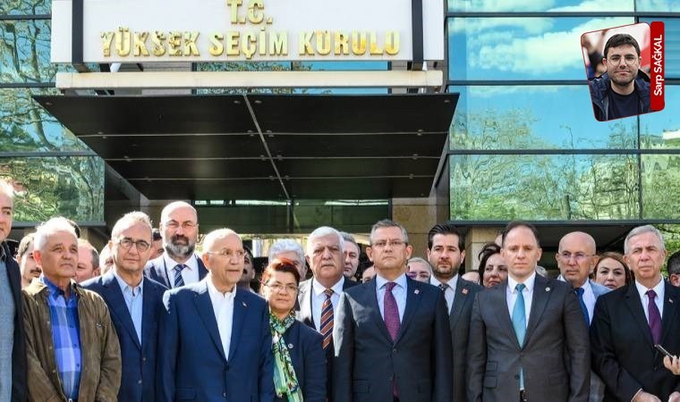 CHP lideri Özel, kurmaylarıyla Hatay’da oldubittiye itiraz etmek için YSK önüne gitti: ‘Ölülere oy attırılmış’