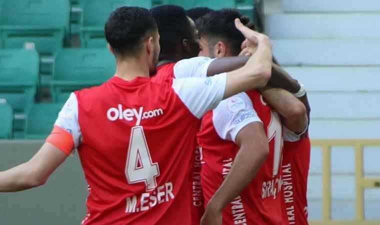 Ümraniyespor sezonu galibiyetle kapattı