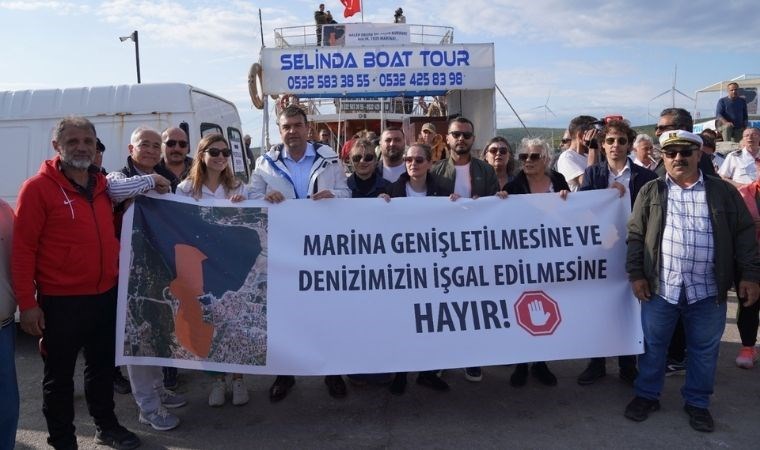 Seferihisar’da marinaya karşı, tekneli protesto