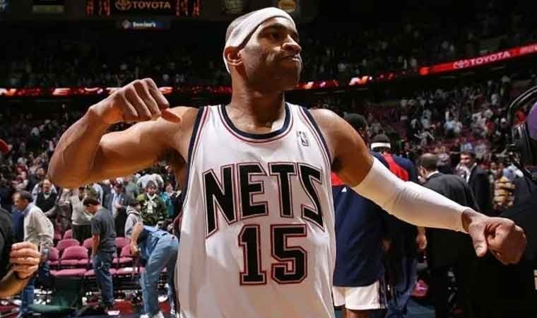 Nets, Vince Carter'ın formasını emekli edecek!