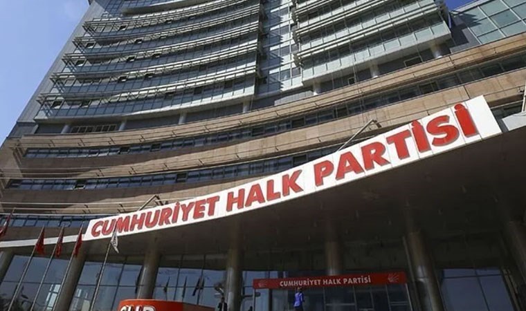 Özgür Özel başkanlığında: CHP'li belediye başkanları Genel Merkez'de toplanacak