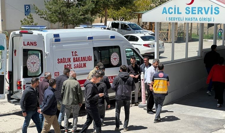 Van Başkale'de askeri araç devrildi: 6 askerin durumu ağır