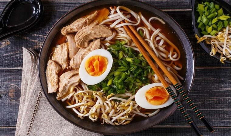 Evde kolayca yapabileceğiniz ramen tarifi