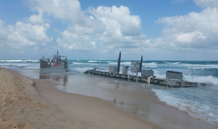 ABD'nin Gazze'ye gönderdiği yüzer iskele karaya oturdu