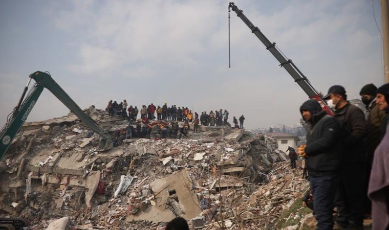 Depremde yıkılan ve 150 kişinin öldüğü Palmiye Sitesi'ne ilişkin iddianame