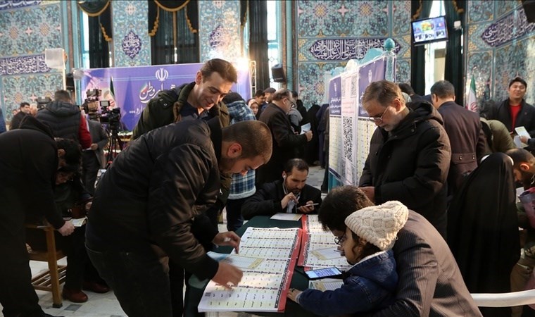 İran'da cumhurbaşkanlığı seçim süreci başladı Adaylar başvuruda bulunacak