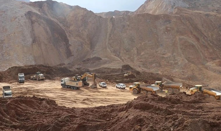 Erzincan'ın İliç ilçesinde bir toprak kayması daha yaşandı!