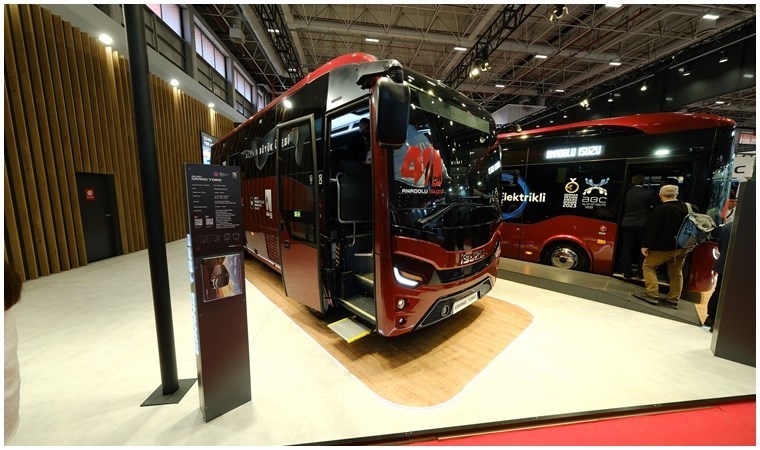 Anadolu Isuzu, yenilikçi ve çevreci araçlarıyla Busworld Türkiye Fuarı'ndaydı