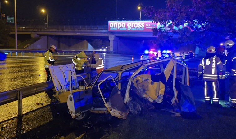 Beykoz'da, otomobile arkadan çarpan aracın sürücüsü 2.84 promil alkollü çıktı: 2 ağır yaralı