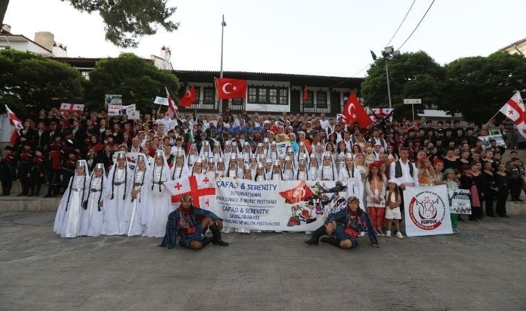 Muğla’da Halikarnas Halk Oyunları ve Müzik Festivali coşku