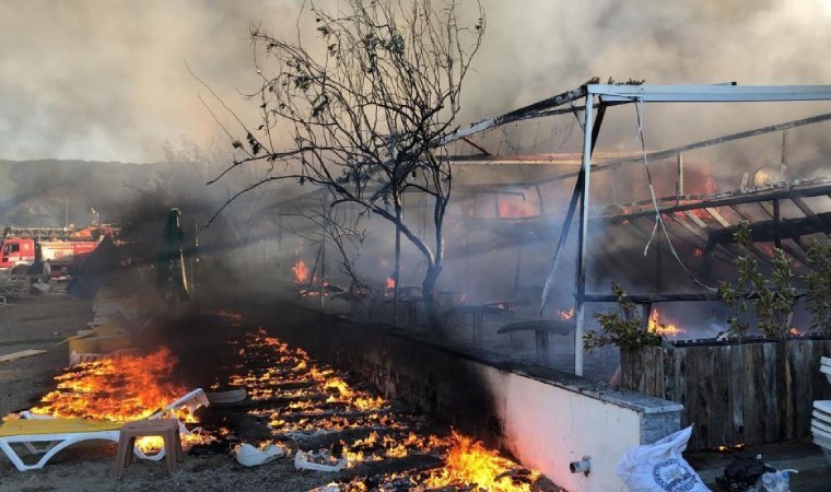 Turistik otelde sabah saatlerinde yangın paniği!