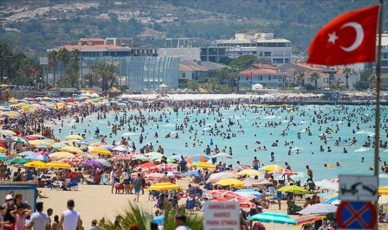 Çeşme’de tatilci sayısı 1 milyona dayandı