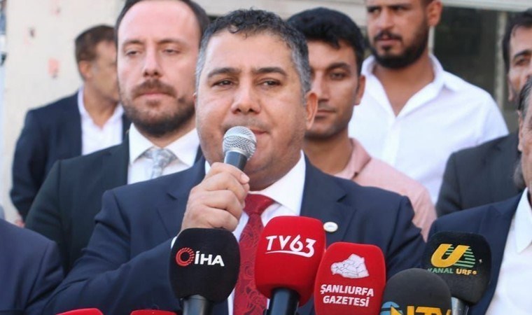 Basın toplantısıyla duyurdu: ‘2028’de cumhurbaşkanlığına adayım’