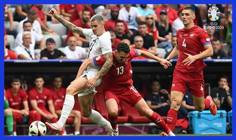 Luka Jovic'ten hayat öpücüğü! Son dakikada Slovenya'da hüzün Sırbistan'da bayram!