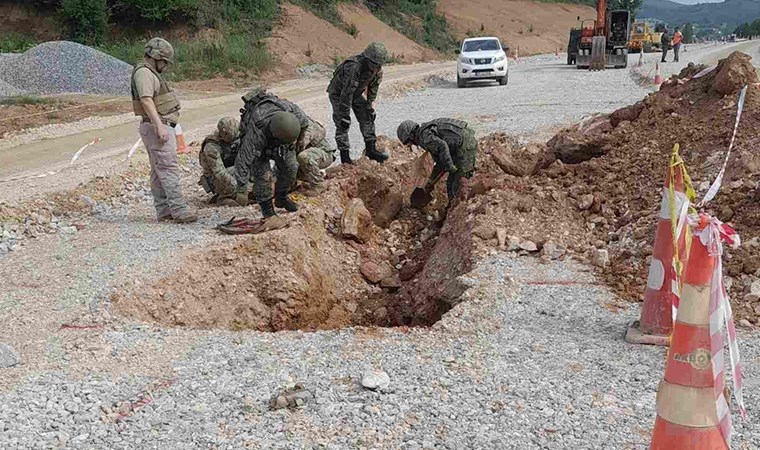 Yol çalışması sırasında... Kosova’da 2. Dünya Savaşı'ndan kalan patlamamış 3 bomba bulundu