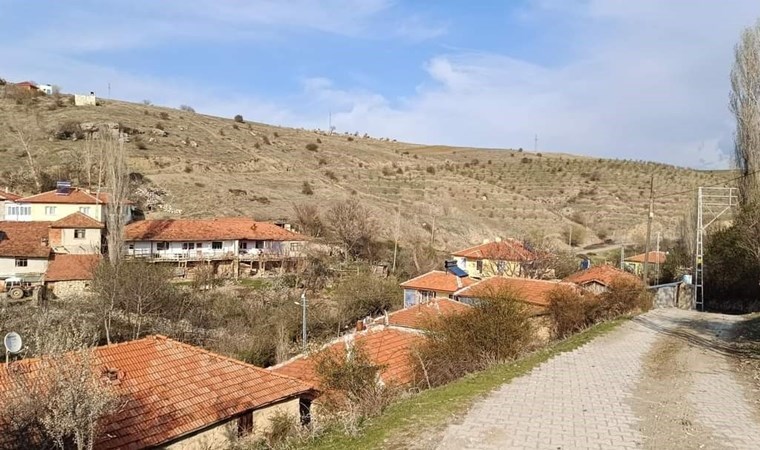 Muhtar su kullanımına isyan etti... Cami minaresinden seslendi!