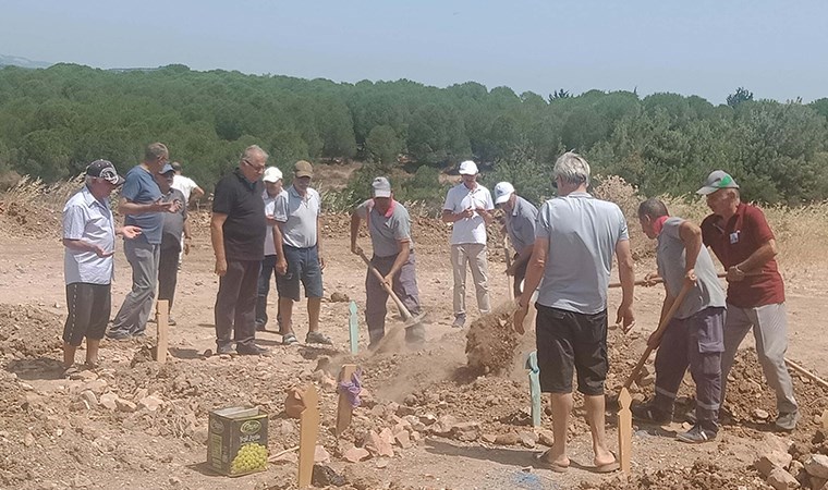 Ölümünden 11 yıl sonra toprağa verildi