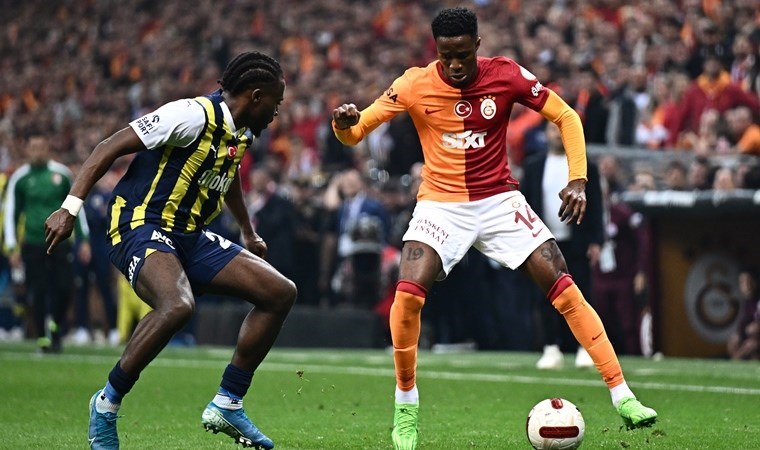 Wilfried Zaha'dan Galatasaraylı taraftarlara mesaj: 'Gelecek sezon daha iyi olacak'