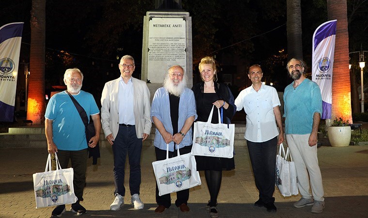 Nâzım Hikmet Mudanya’da şiir ve şarkılarla anıldı