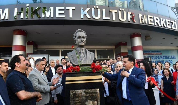 Esenyurt’ta 21 yıl aradan sonra Nâzım Hikmet ismi Kültür Merkezi’ne verildi