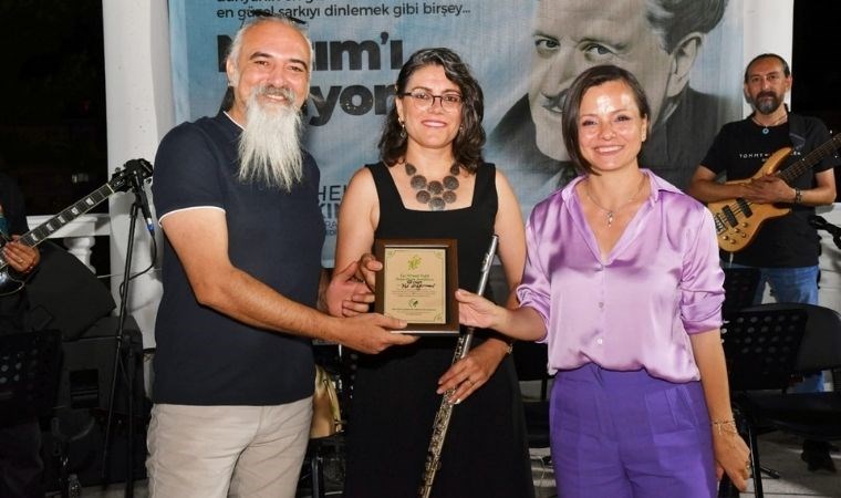 Karabağlar Nazım Hikmet’i dizeleriyle andı