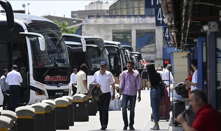 Bayram öncesi otobüs biletleri tükendi