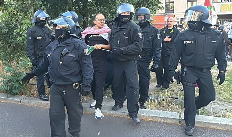 Berlin’de İsrail protestosu: Göstericiler gözaltına alındı