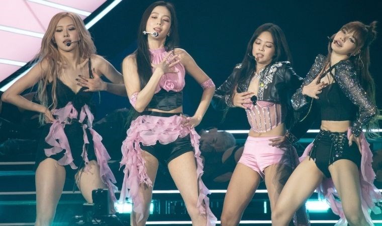 Blackpink dağılacak mı? Blackpink grup üyeleri Jisoo, Jennie, Rose ve Lisa devam ediyor mu?