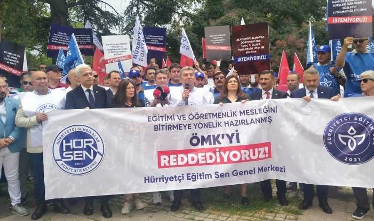 Hürriyetçi Eğitim Sen'den Öğretmenlik Meslek Kanunu protestosu: 'Öğretmen düşmanları yapmış olsaydı ancak böyle bir kanun yapabilirdi'