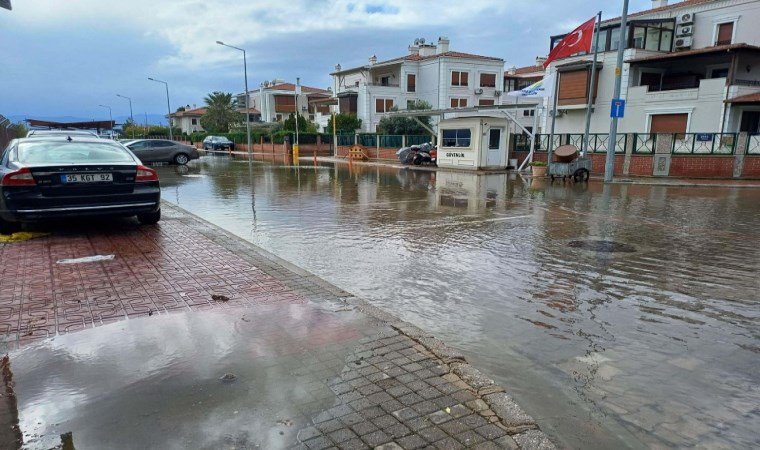 Uzmanından korkutan 'İzmir' açıklaması: 'Olası bir depremde deniz kentin içine girecek'