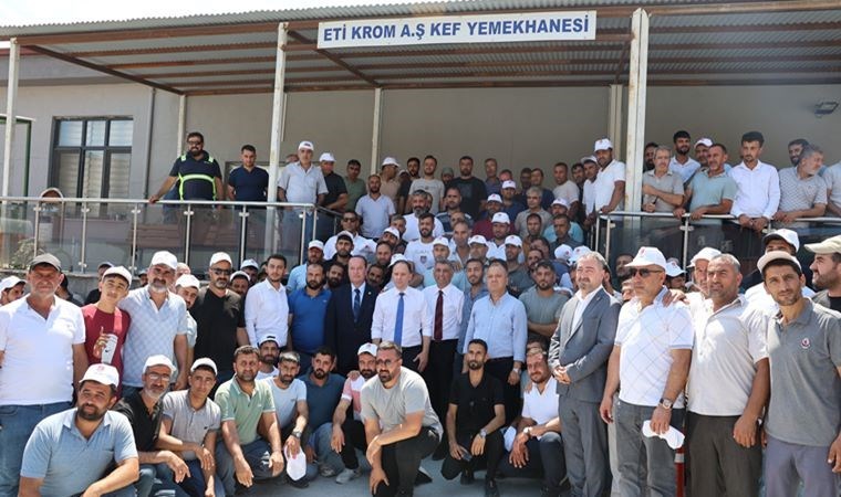 CHP heyetinden Eti Krom'da grevde olan işçilere destek