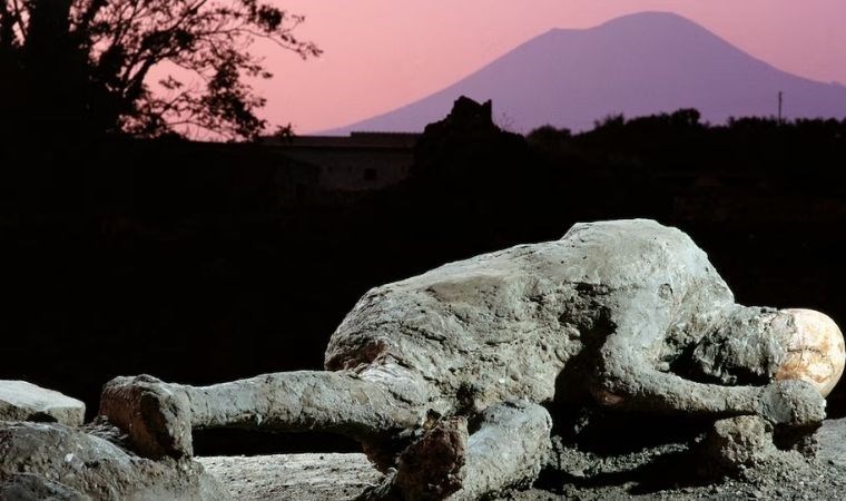 Pompeii'nin sonunu sadece yanardağın getirmemiş