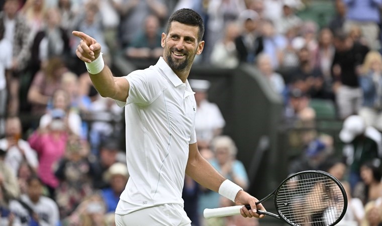 Wimbledon'da Swiatek ve Djokovic, ikinci turda