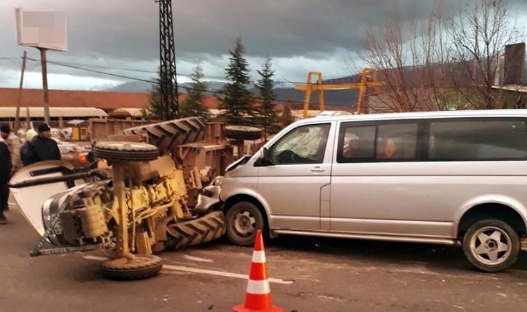 Mevsimlik işçileri taşıyan traktör kazasında ölü sayısı 2’ye yükseldi