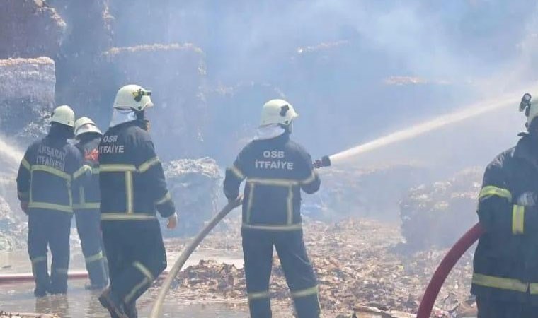 Aksaray’da kağıt fabrikasında yangın